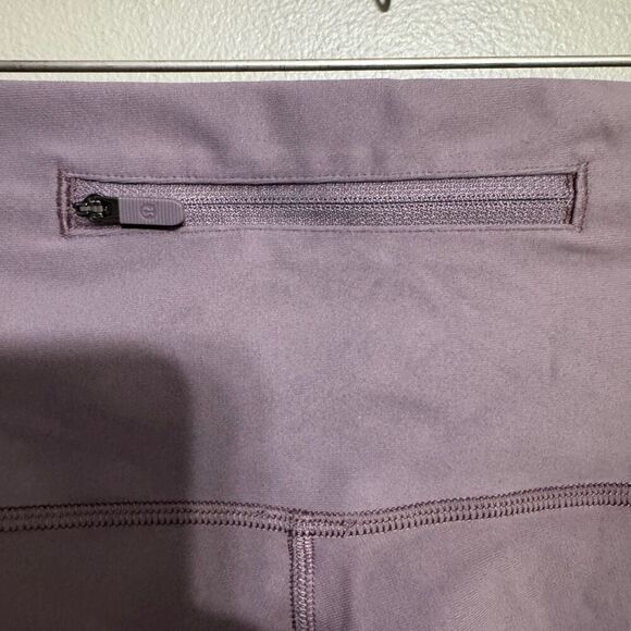 Lululemon Zoned In Tight *27" Frosted Mulberry size 12 - Picture 8 of 9